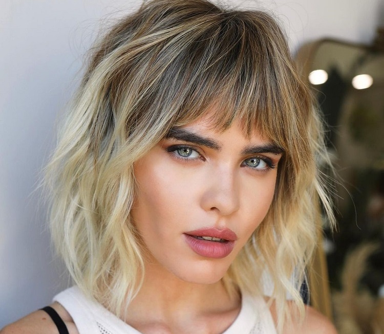 quelle frange pour quel carré femme visage rond ovale tendance automne hiver 2023