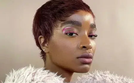 tendances cheveux femme 2024 coupes courtes pixie buzz cut crâne rasée