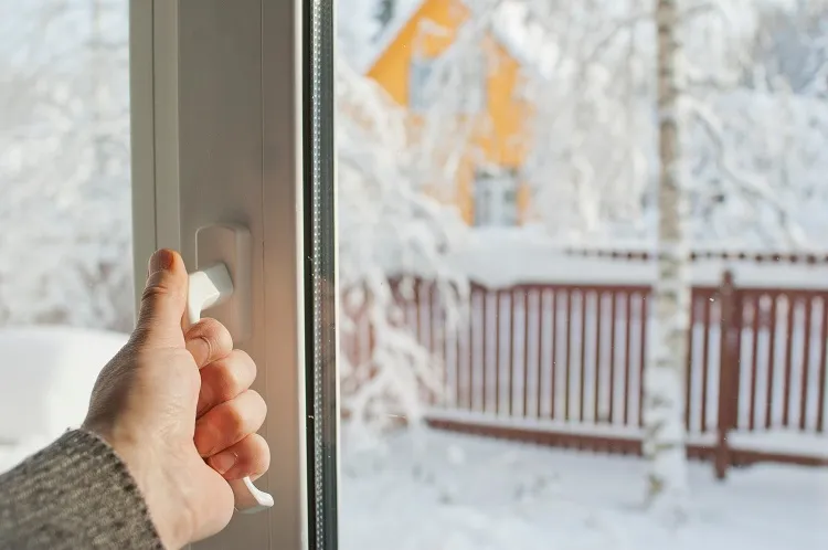 comment isoler les fenêtres du froid facilement pour pas cher astuces idées