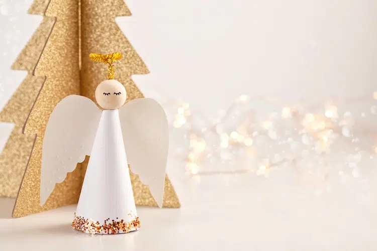 comment faire un ange en papier facile et rapide pour noel comme décoration diy avec enfants