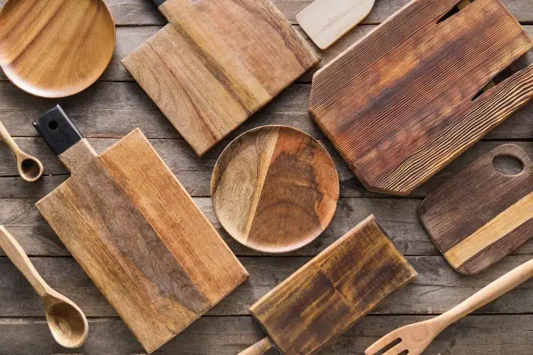 enlever la moisissure sur une planche à découper en bois important pourquoi quelle matière solide persistante bois plastique