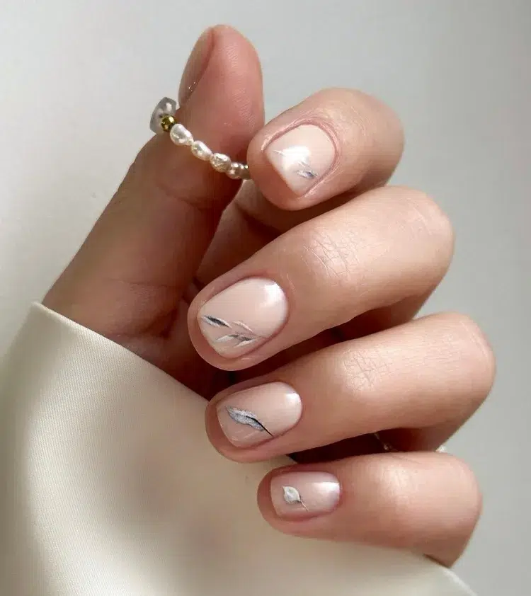 meilleures idées nail design manucure minimaliste 2024 ongles nude