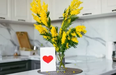 comment faire durer bouquet de mimosa conserver longtemps astuce fleuriste remède grand mère
