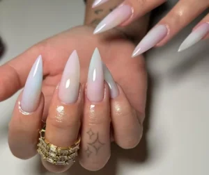 manucure pastel tendance nail art ongles longs printemps 2024