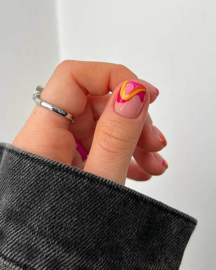 swirlnails french manucure tendance nail art ongles courts printemps 2024