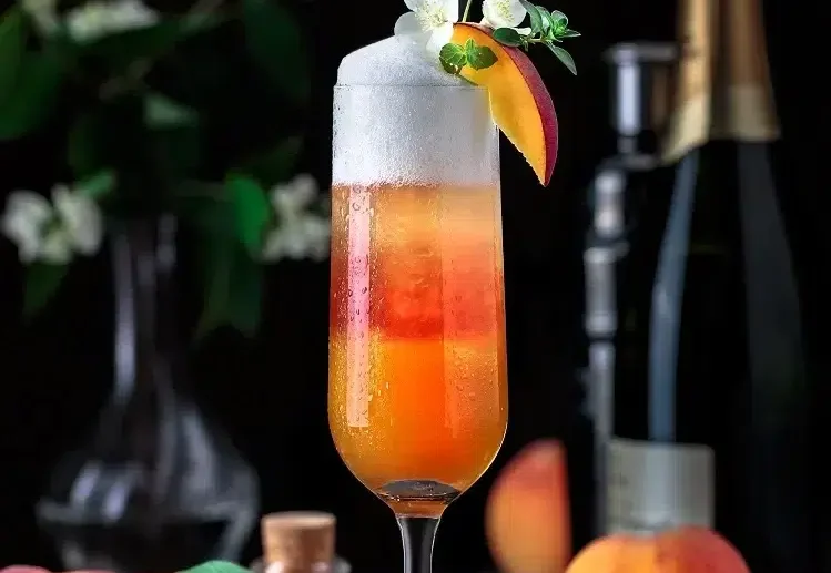 bellini champagne pêches pâques 2024 cocktail facile apéro brunch