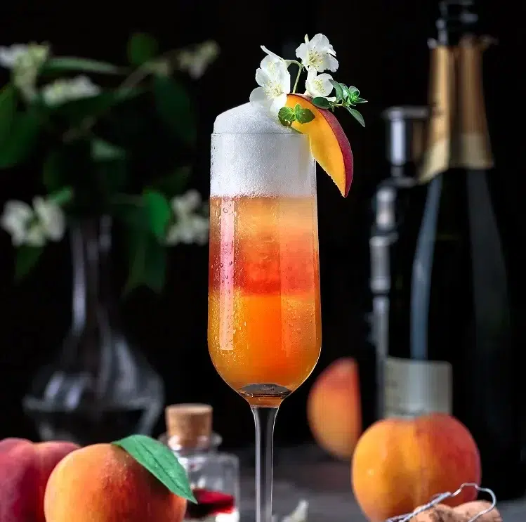 bellini champagne pêches pâques 2024 cocktail facile apéro brunch