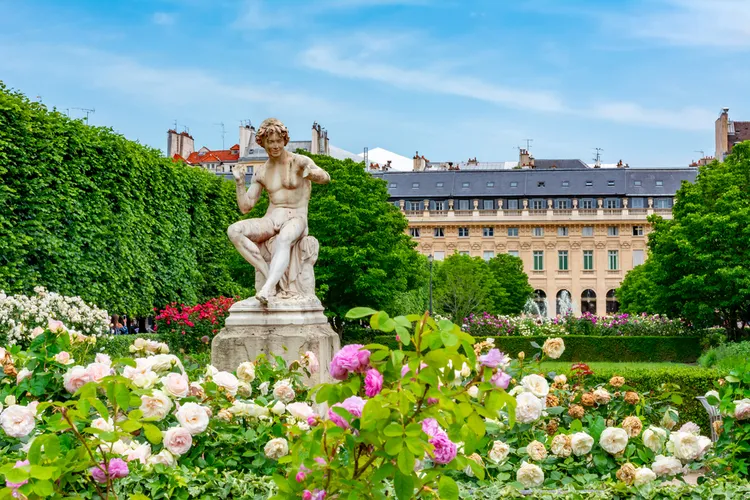 les jardins du palais royal à paris