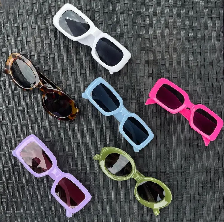 quelles lunettes en 2024 femme été cadres de couleur tendance 