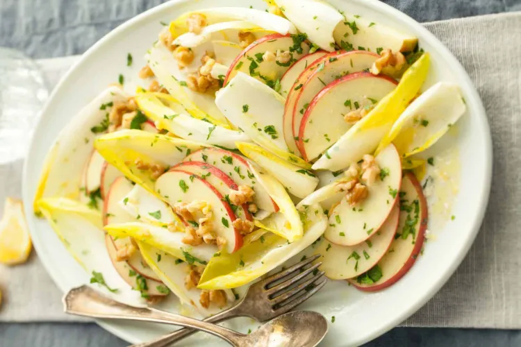 recette originale de salade composée avec endives pommes