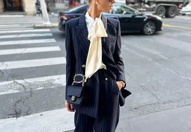 tendance tailleur pantalon à rayures oversize veste femme petite taille