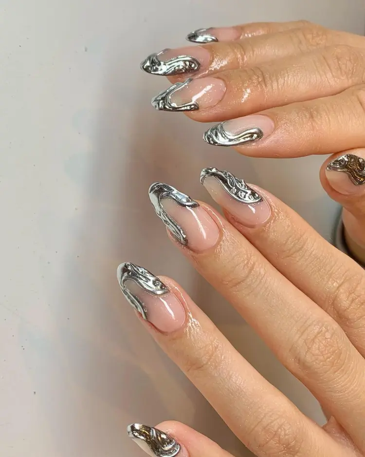 3d ongles chrome idée manucure moderne french tips 