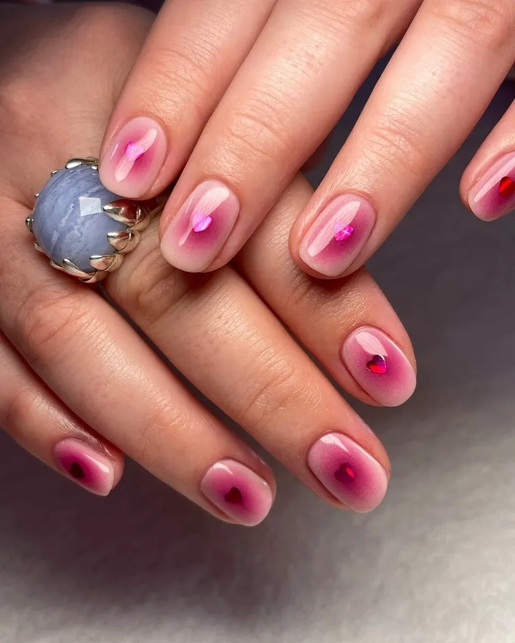 blush nails tendance manucure juin 2024 ongles roses