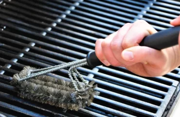 comment nettoyer un grill au début de l'été