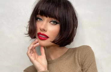 coupe de cheveux parisienne bob carré avec frange tendance ahappyjustin instagram