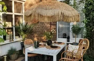 parasol à franges raphia déco bohème terrasse