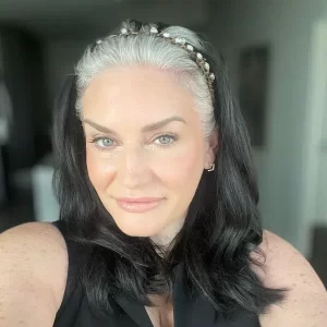 colorations et couleurs de cheveux qui vieillissent et rajeunissent après 40 50 ans femme