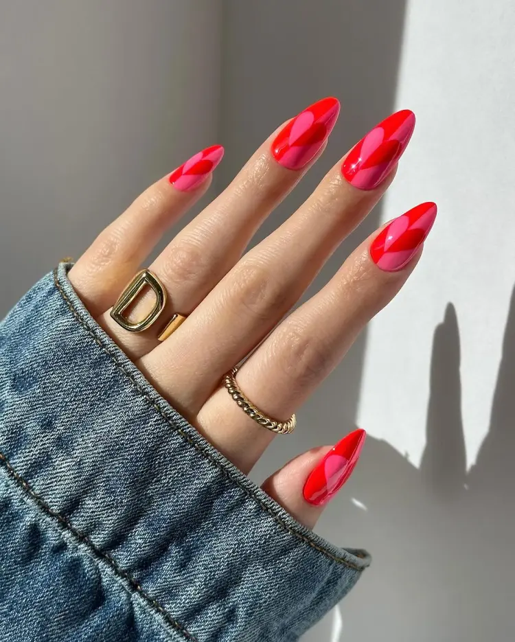 idée pour une déco ongles en rouge et rose pour l'été 