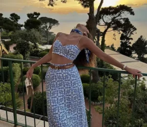 idées tenue de vacances au style méditeranéen femme été 2024