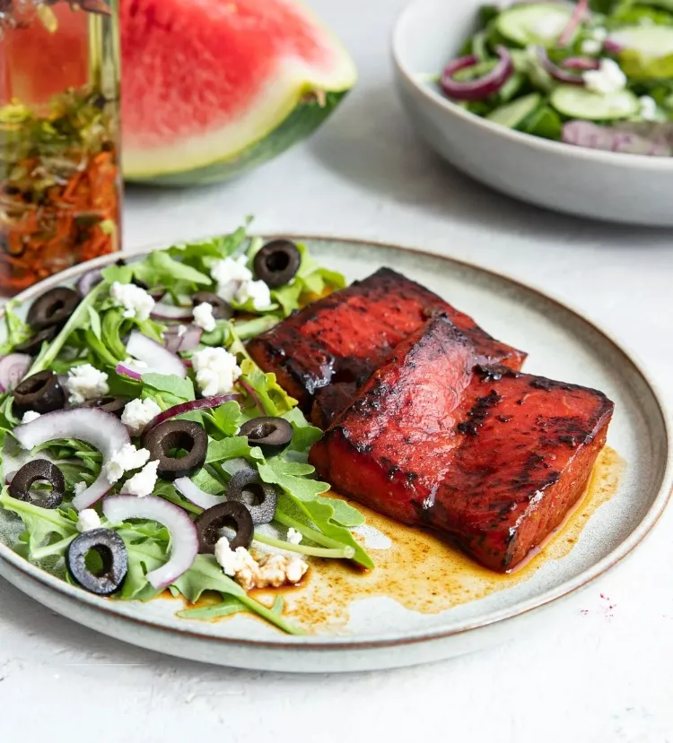 steak de pastèque à l'ail recette fresh pour l'été