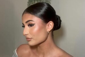 quel produit pour plaquer les cheveux en chignon hairbyadelina instagram