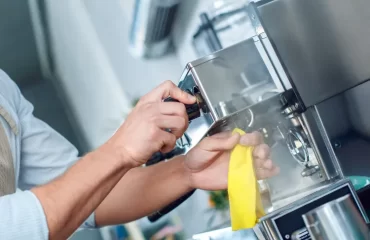 enlever le calcaire d'une machine à café