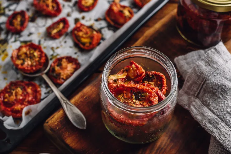 tomates à faire sécher au four