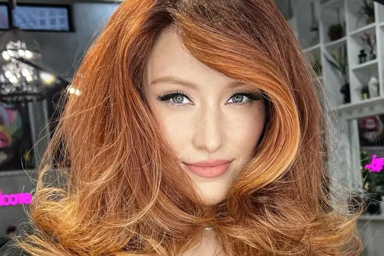 coupe longue avec une frange sur le côté tendance moderne labarnarda salon instagram