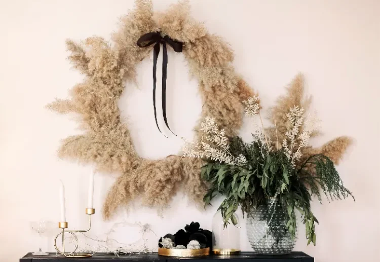 couronne de pampas à faire soi même en tant que déco d'automne tendance