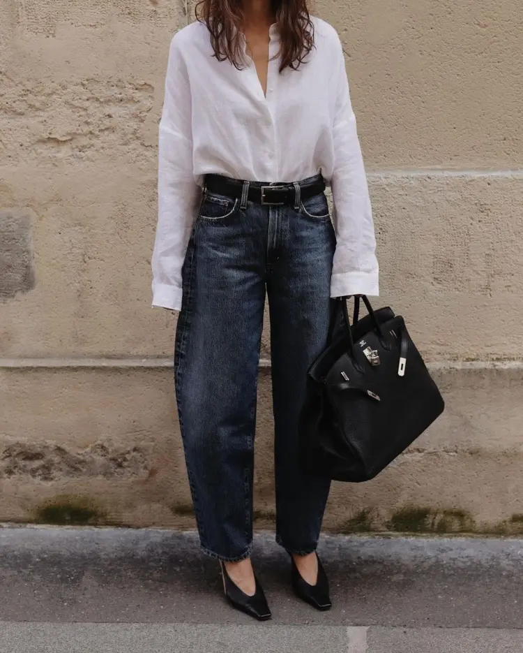 tenue moderne femme pour l'automne avec jeans 