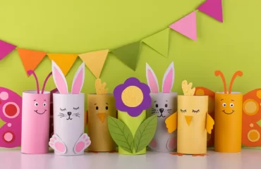 une jolie idée de porte crayons animaux à fabriquer soi même avec des rouleaux de papier toilette