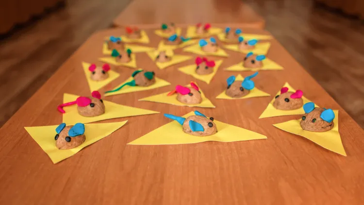 comment faire des souris mignonnes en coquilles de noix et plasticine