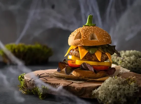 comment préparer un halloween burger original et comment le servir pour faire impression
