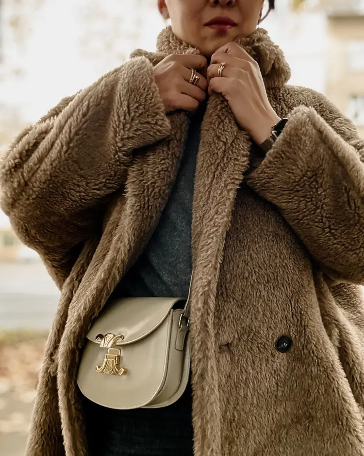 comment porter le manteau en fausse fourrure femme 50 ans doc.o.ludewig instagram