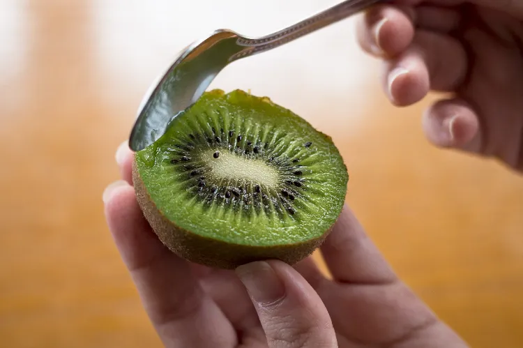 consommer des kiwis pour la santé oculaire