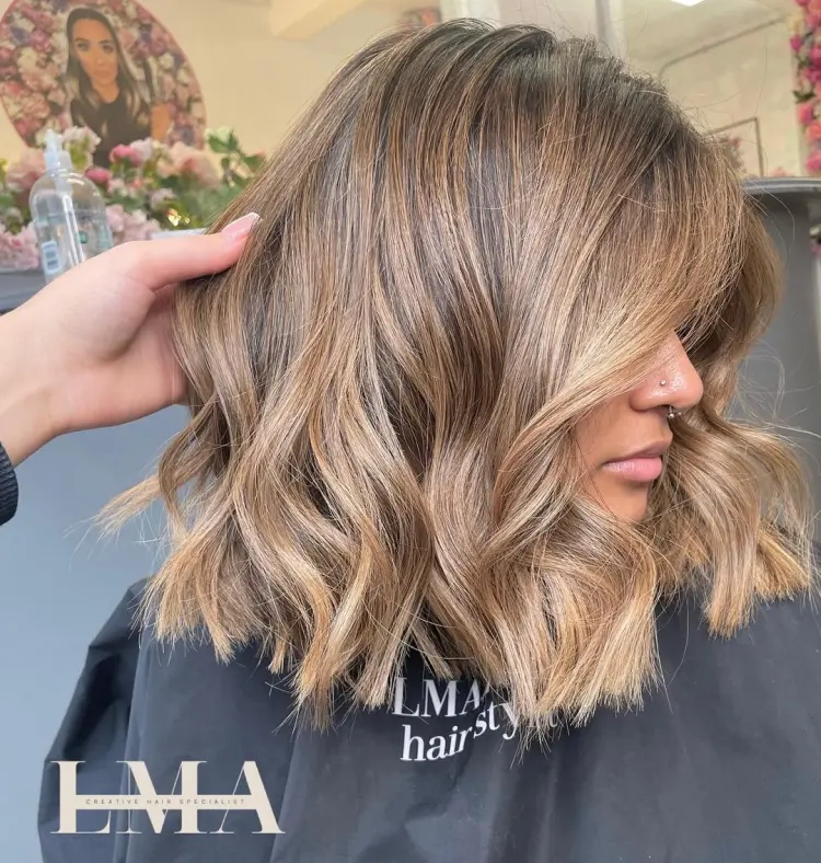 coupe de cheveux carré brun tendance 