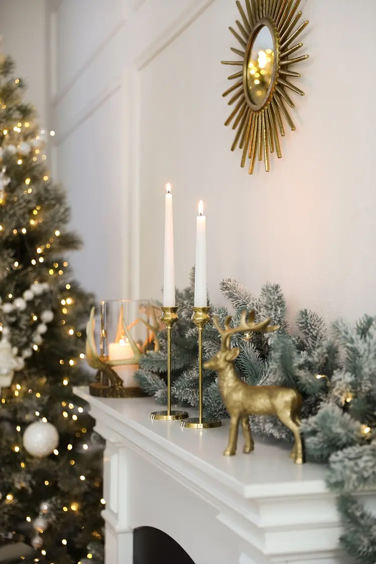 idée de déco chic pour le manteau de cheminée noël 