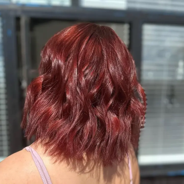 quelle couleur de cheveux pour avoir bonne mine après 50 ans 