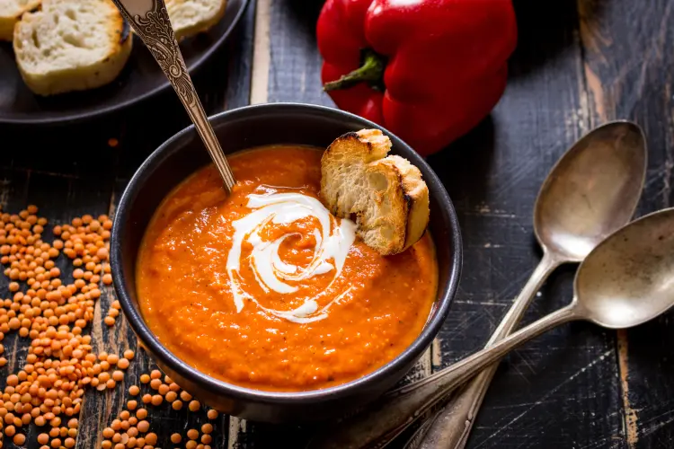 soupe aux lentilles rouges et poivrons rouges recette