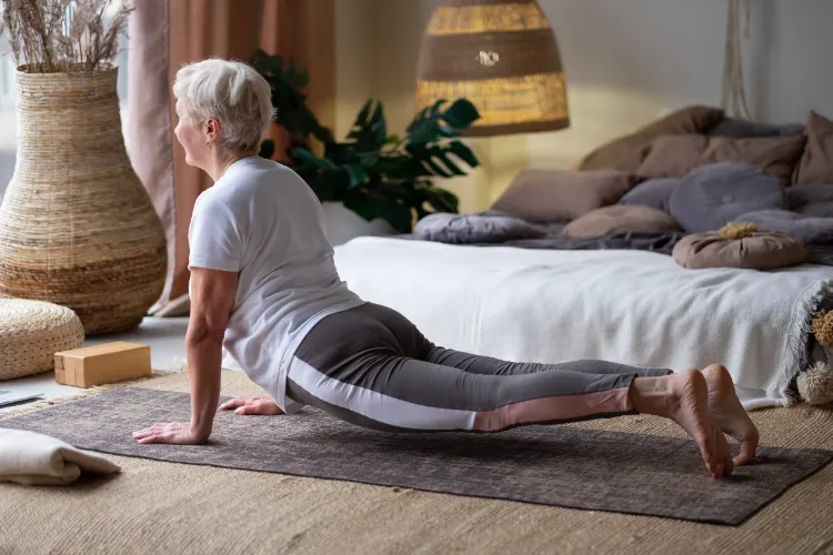 bienfaits du yoga pour les seniors,Bienfaits yoga seniors