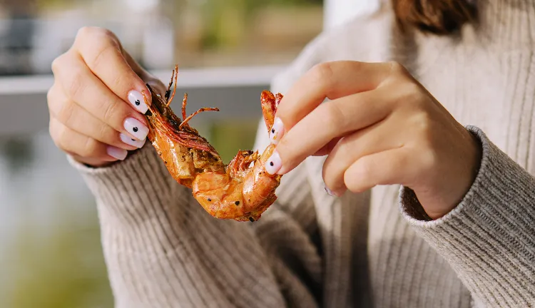 est ce que les crevettes sont pleines de plastique