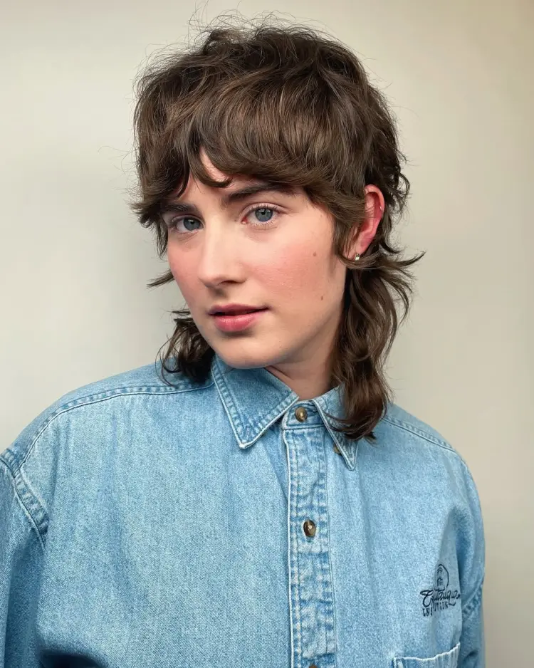 coupe mullet bouclée tendance femme 2025 andy 