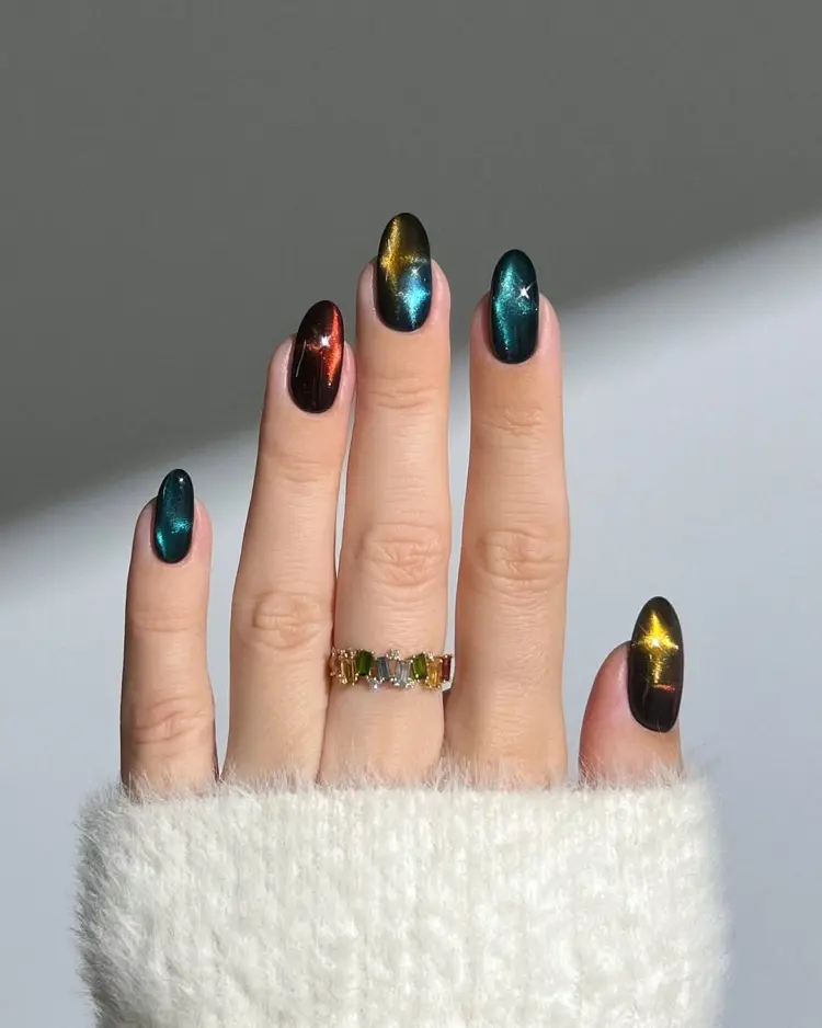 idée déco ongles pour l'hiver 2024