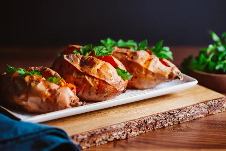 recettes simples et équilibrées de patate douce farcie végétarienne