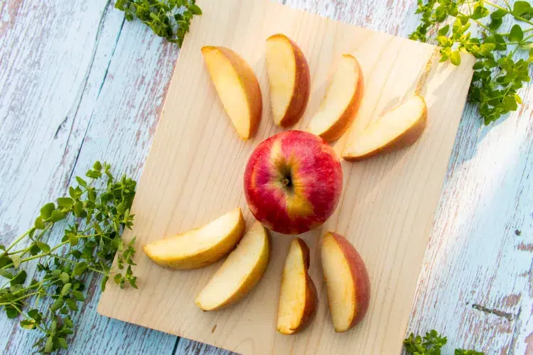 savoir pourquoi les pommes coupées se mettent à brûnir