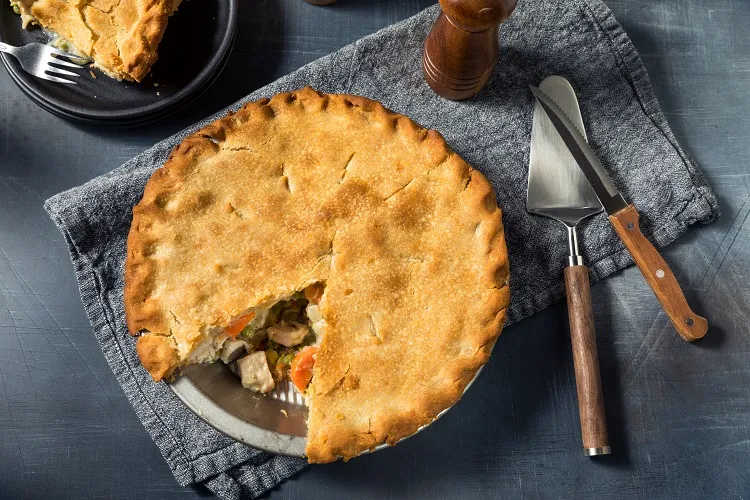 Tourte-au-poulet-dautrefois-une-recette-ancienne-a-redecouvrir-pour-regaler-toute-la-famille