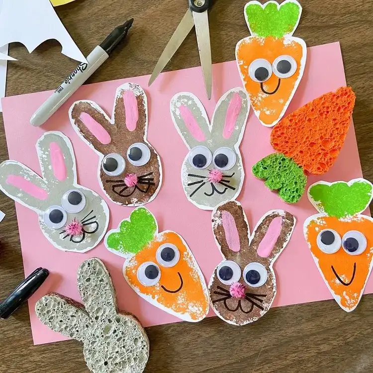 faire des lapins et des carottes en carton en tapotant de la peinture à l'éponge