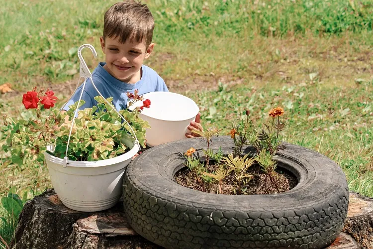 guide pas à pas pour faire une jardinière avec des pneus