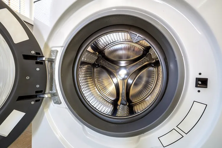l'utilisation de charbon actif permet de nettoyer et détoxifier la machine à laver