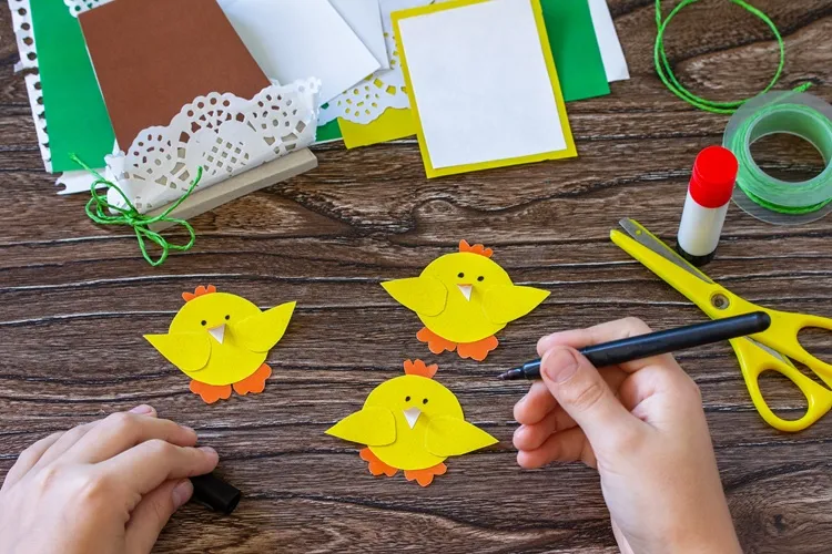 poule en papier facile pour les enfants de la maternelle